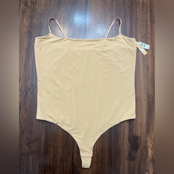 SKIMS Fits Everybody Cami Thong Bodysuit Clay Beige 4X Shapewear Thong NO BOX - Picture 2 of 11